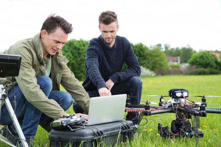 Lee más sobre el artículo GoPro lanza en drones, la Nube y la humanitaria